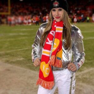 NFL Kansas City Chiefs Ava Hunt Silver Puffer Jacket