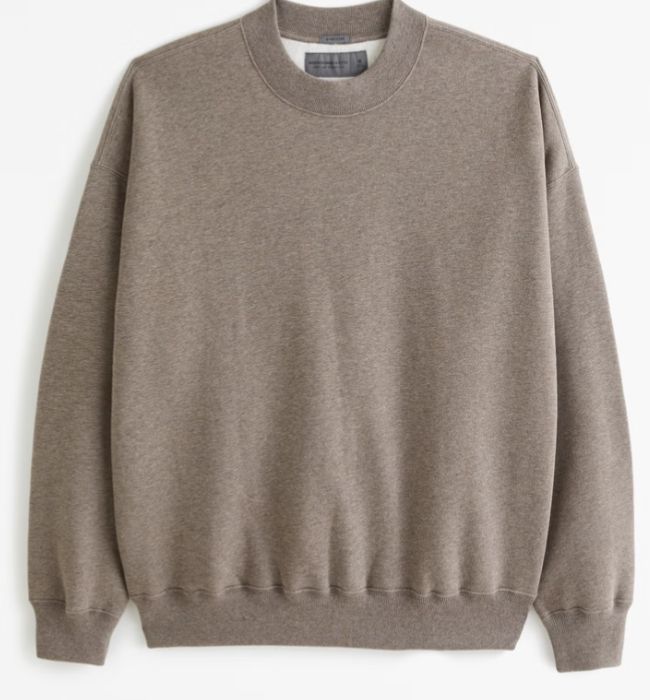 Essential Crew Sweatshirt - Image 4