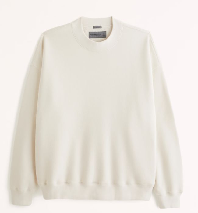 Essential Crew Sweatshirt - Image 2